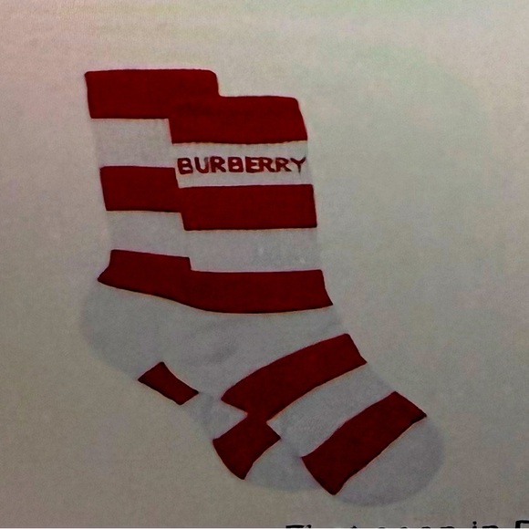 Burberry, new with tags‎ striped logo, crew, socks, red and white, unisex size L - Picture 1 of 5